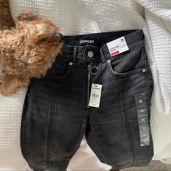Express Cropped Black Jeans. BRAND NEW With Tags - Picture 2 of 6